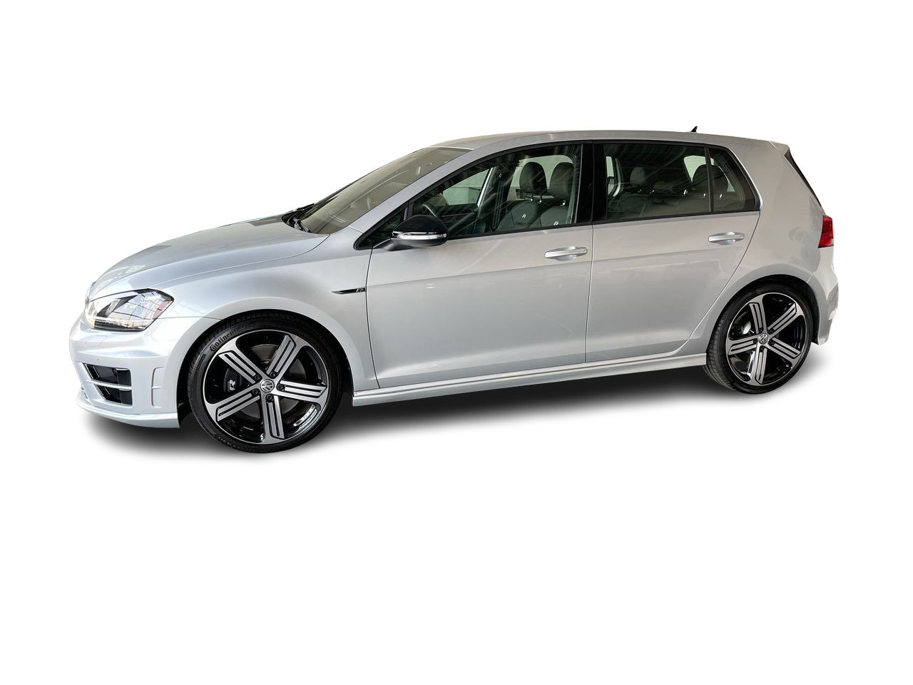Used 2017 Silver Volkswagen 5-Dr 2.0T 4MOTION at DSG image 6