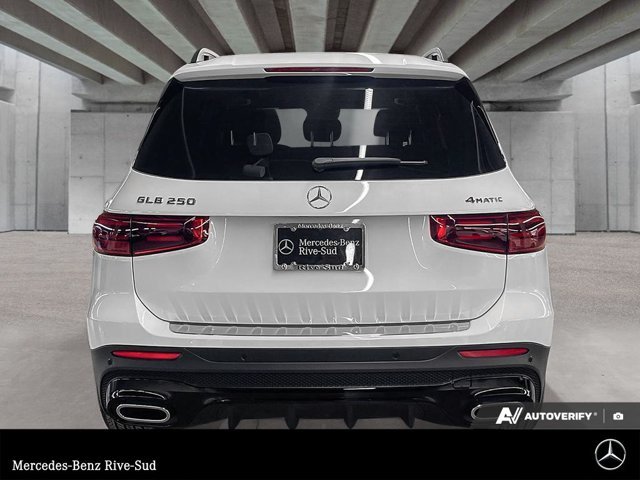 2026 Mercedes-Benz GLB
