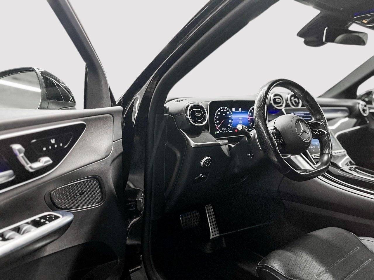 2023 Mercedes-Benz GLC