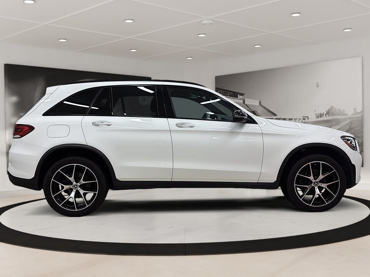 2022 Mercedes-Benz GLC
