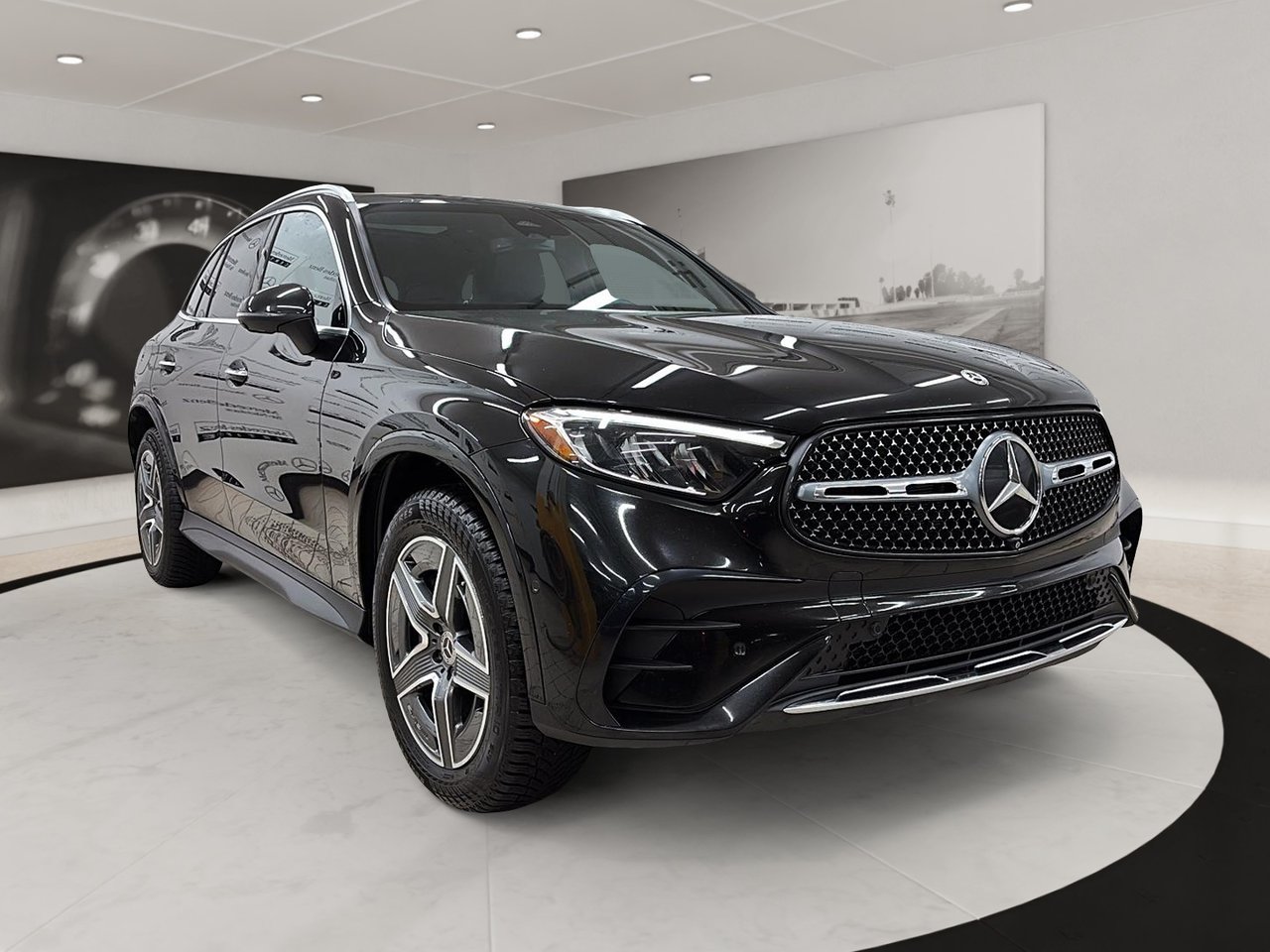 2023 Mercedes-Benz GLC
