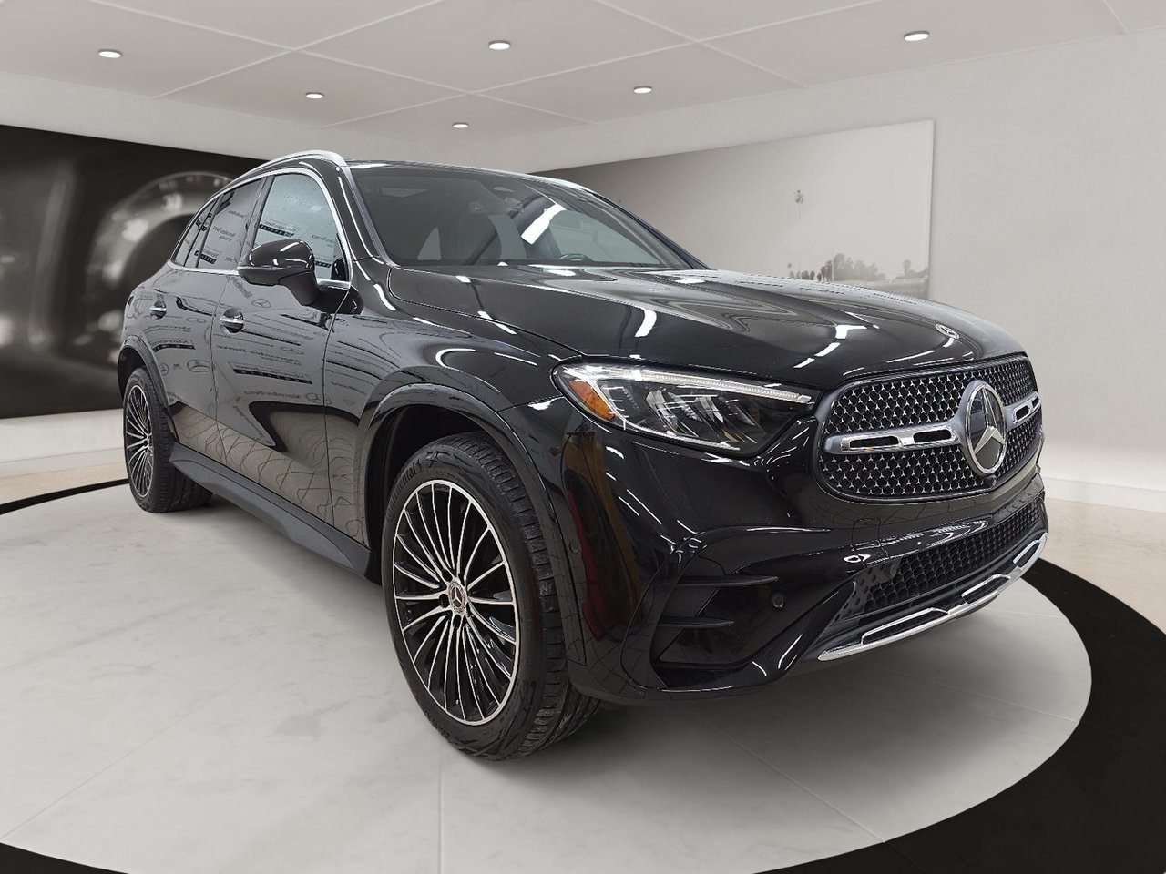 2023 Mercedes-Benz GLC