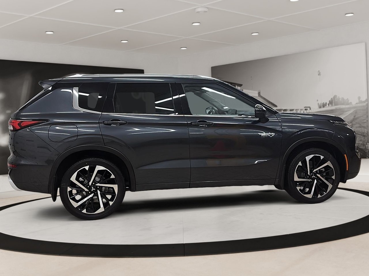 Mitsubishi Outlander 2025
