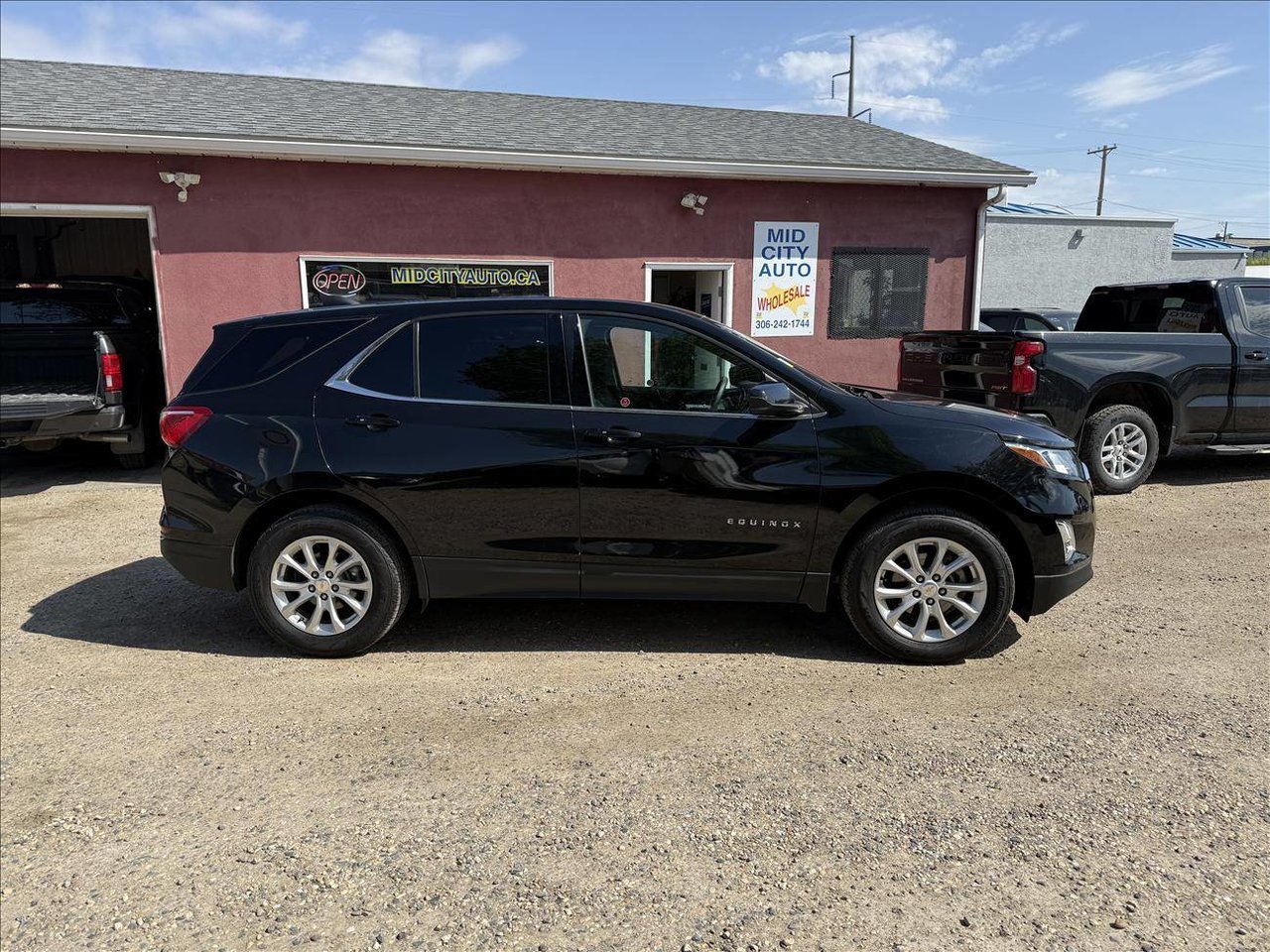 Black 2018 Chevrolet Equinox SUV / Crossover Four-Wheel Drive Automatic