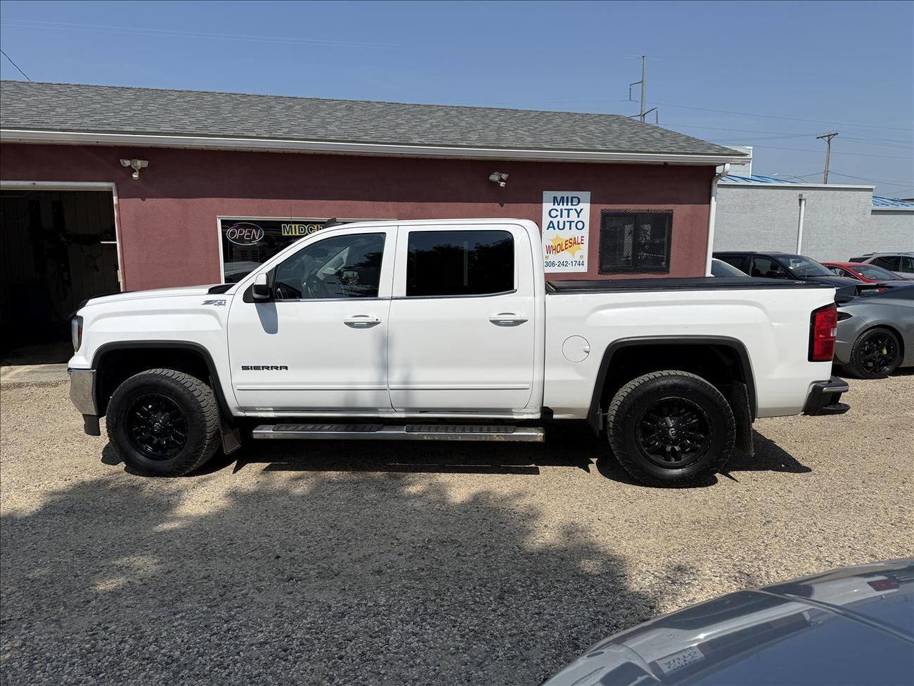 White 2016 GMC Sierra 1500 Pickup Truck Four-Wheel Drive Automatic