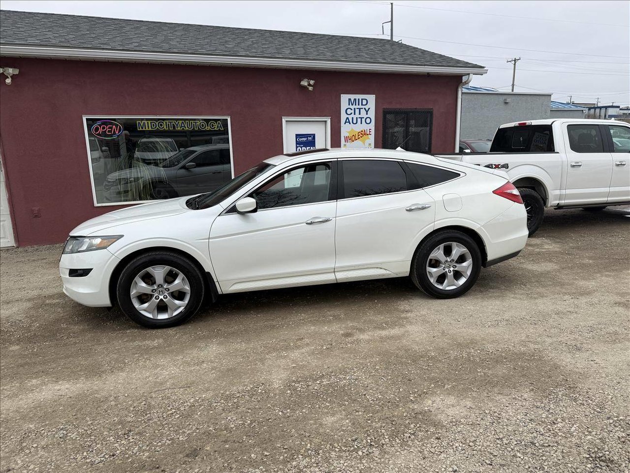 White 2010 Honda Accord Crosstour SUV / Crossover All-Wheel Drive Automatic