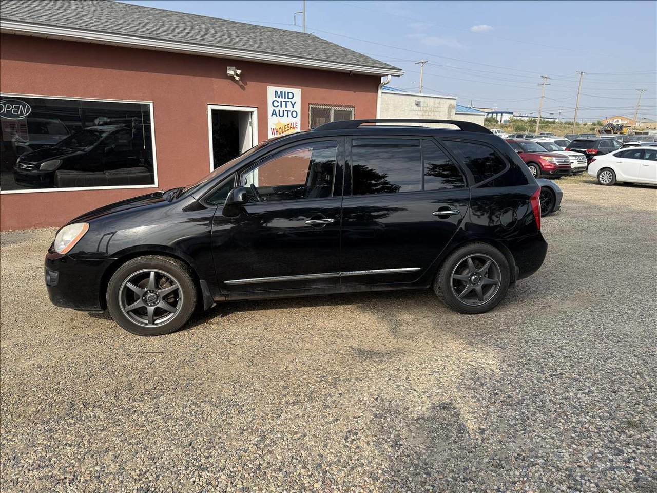 Black 2009 Kia Rondo SUV / Crossover Automatic