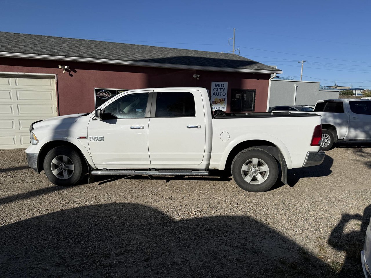 White 2016 RAM 1500 Pickup Truck Four-Wheel Drive Automatic