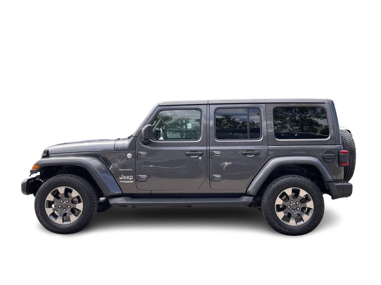 Used 2018 Granite Crystal Metallic Jeep Sahara image 5