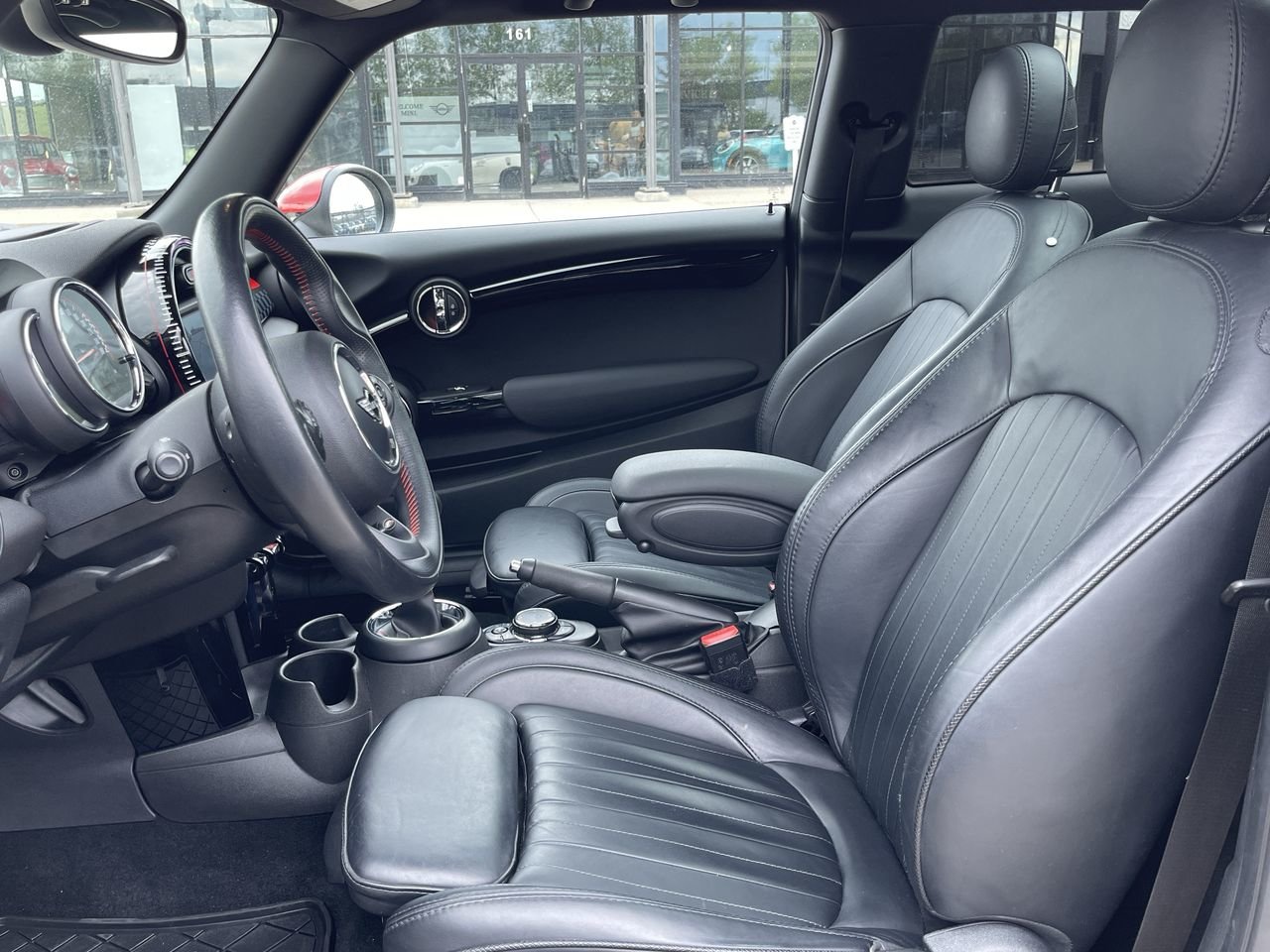 Used 2018 White MINI John Cooper Works image 19