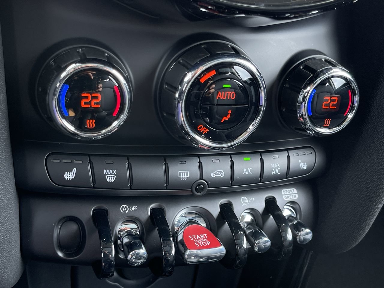 New 2024 Nanuq White MINI Cooper S image 24