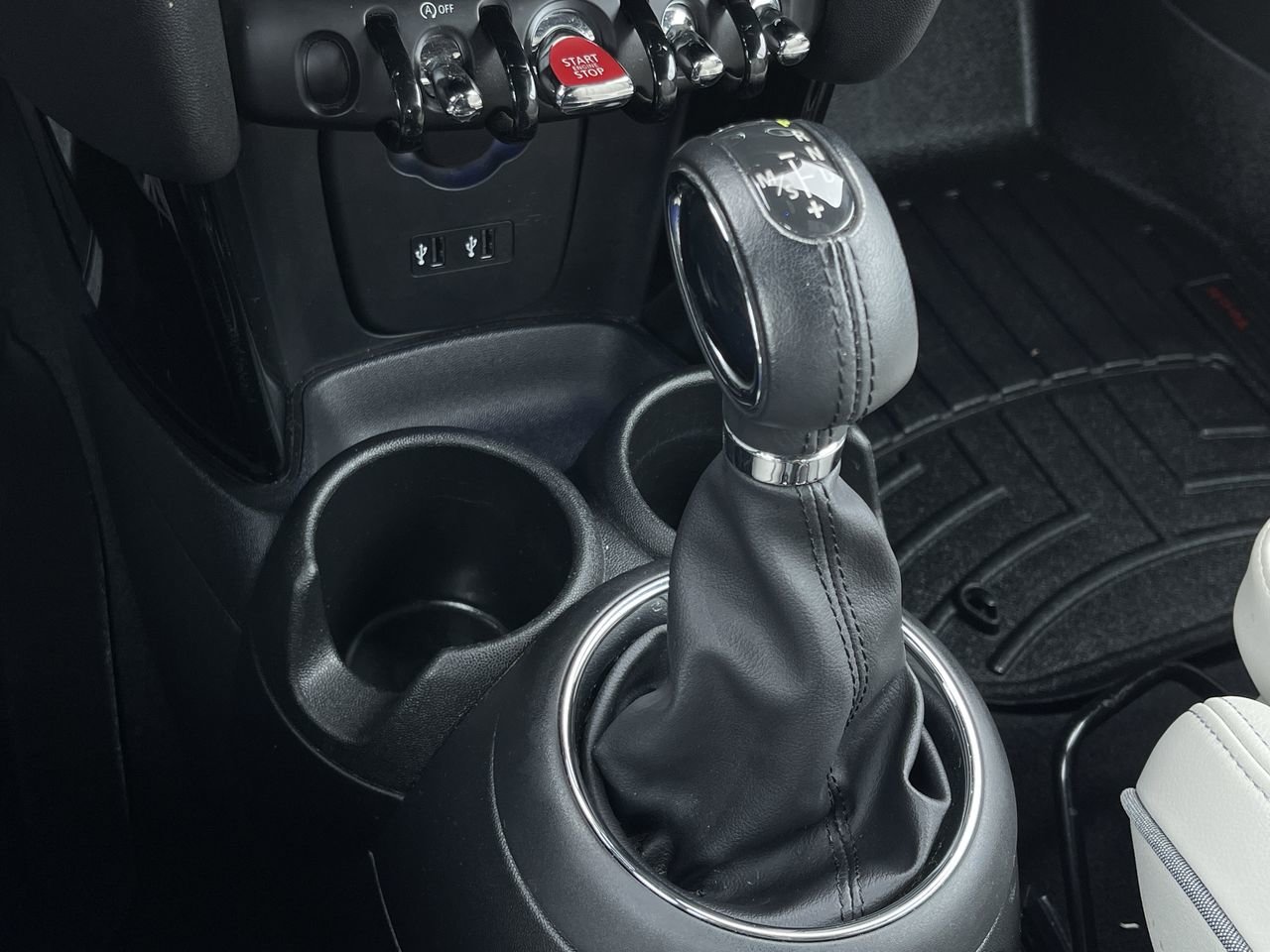 Used 2019 Blue MINI Cooper S image 28