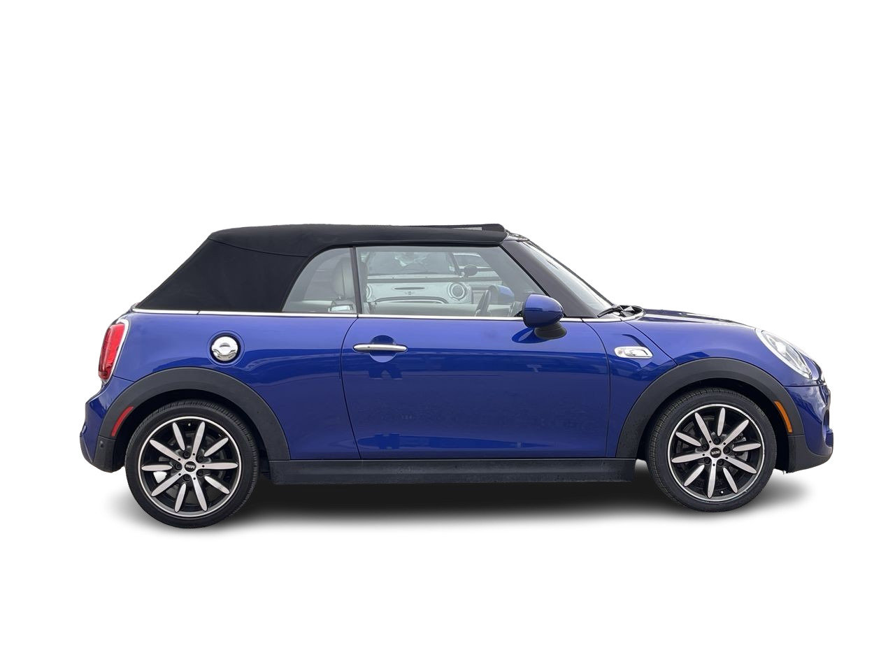 Used 2019 Blue MINI Cooper S image 13