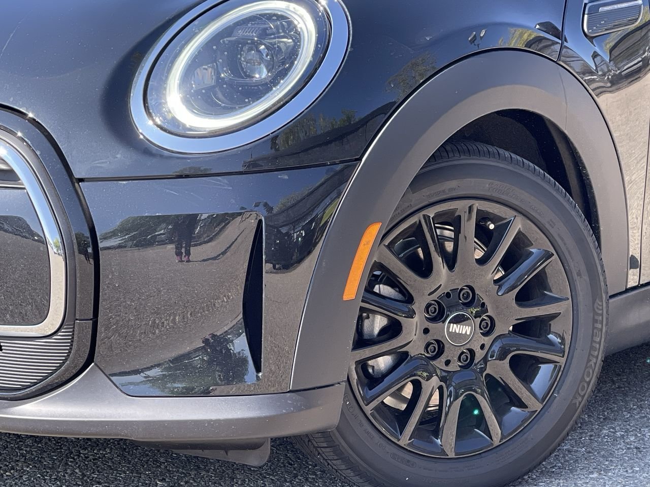 New 2024 Midnight Black II MINI Cooper image 18