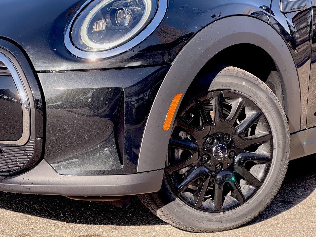 New 2024 Midnight Black II MINI Cooper image 18