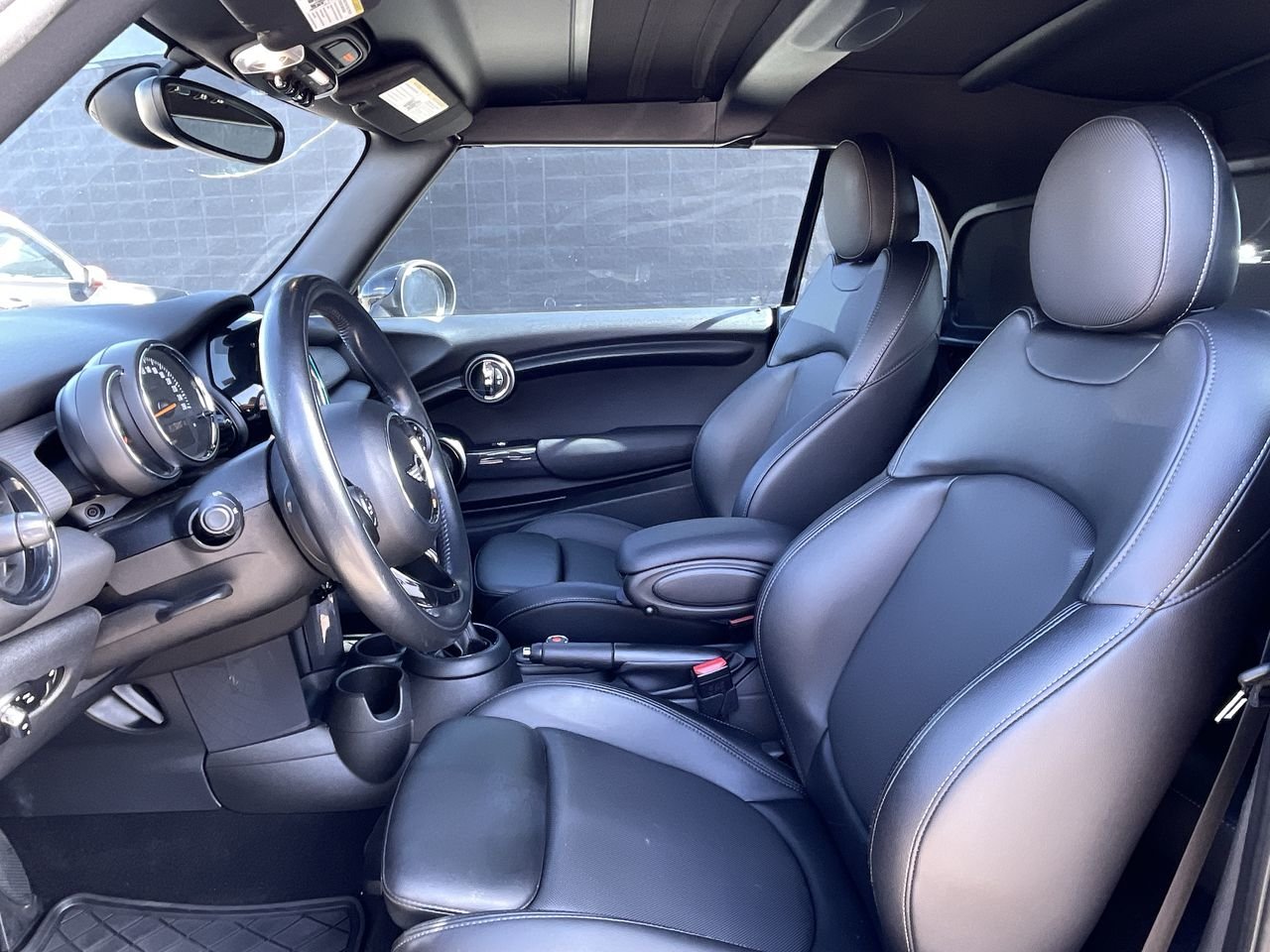 Used 2017 Black MINI  image 19