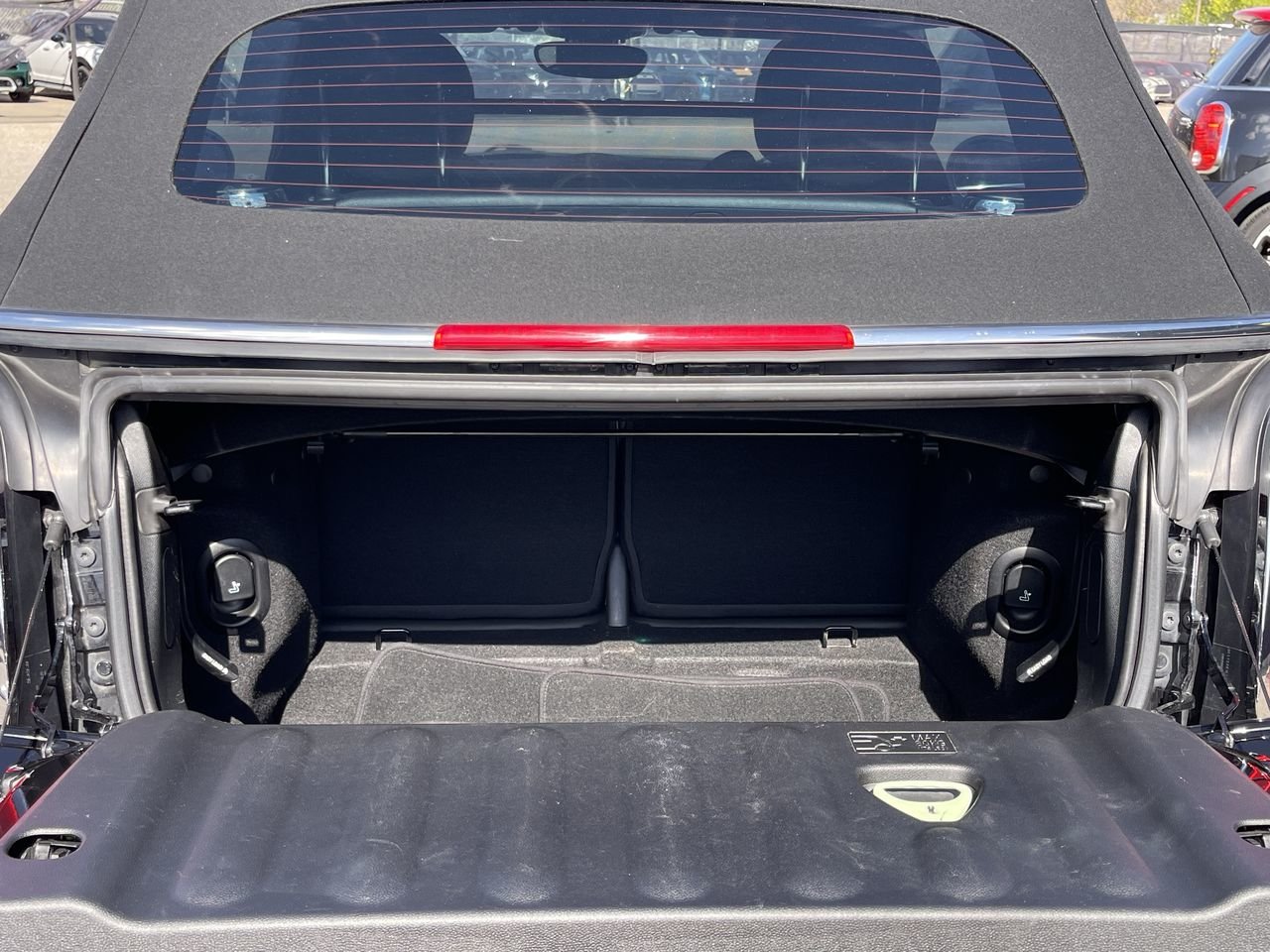 Used 2017 Black MINI  image 30