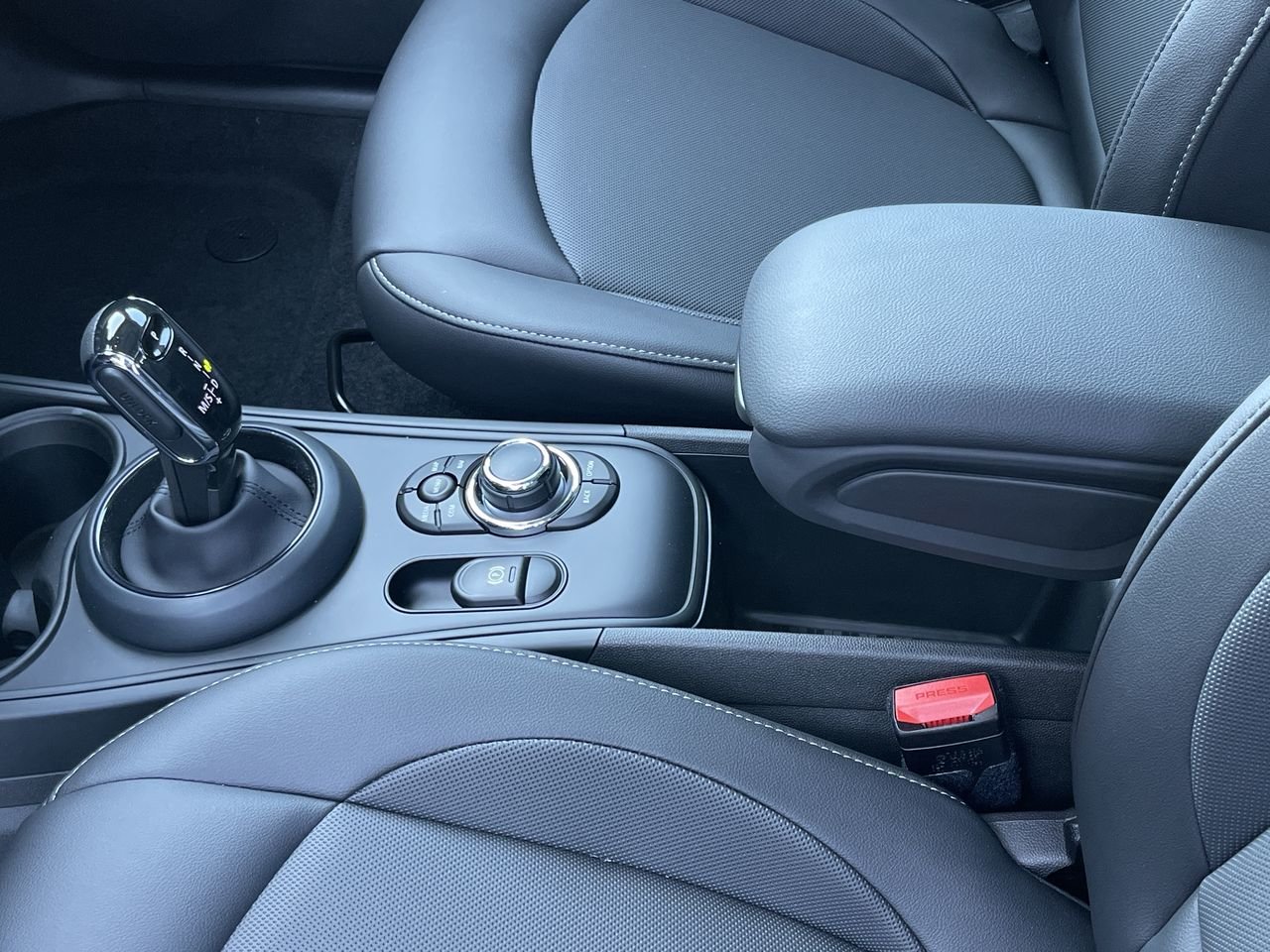 New 2024 Midnight Black II MINI Cooper image 26