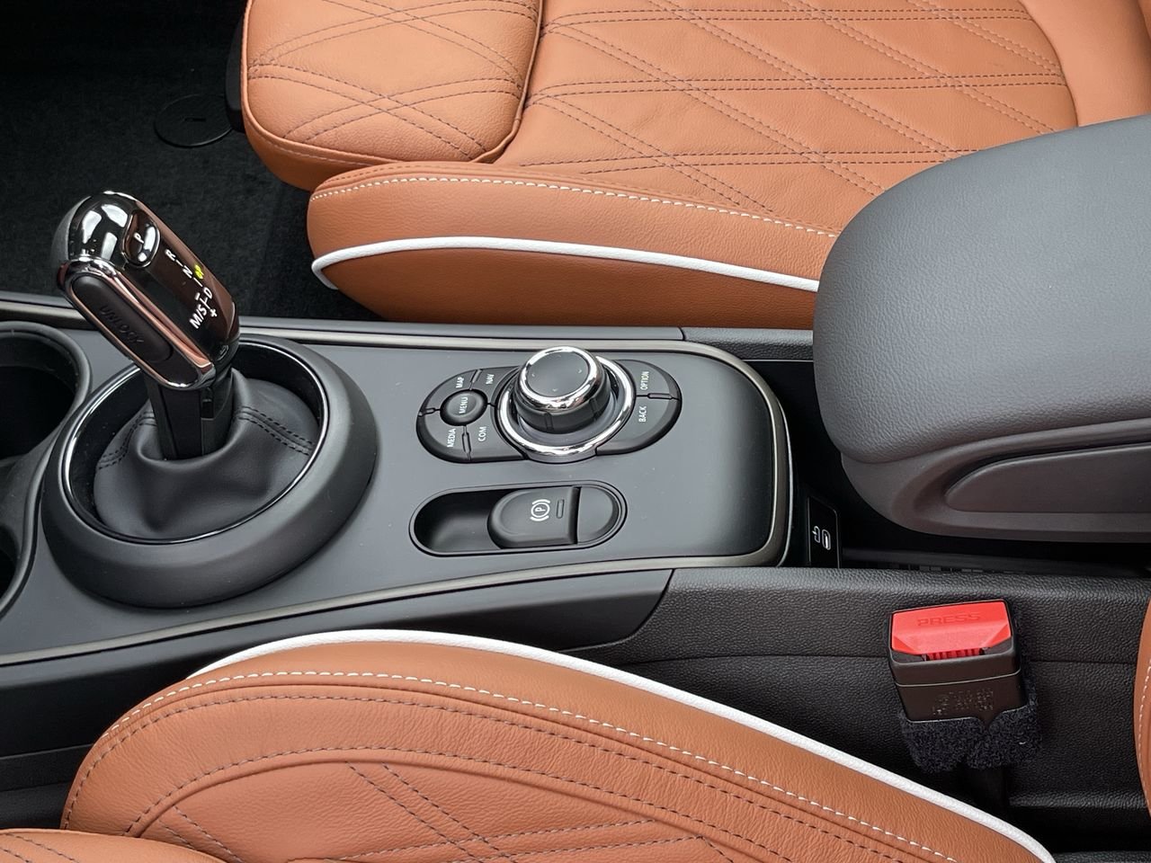 New 2024 Nanuq White MINI Cooper S image 29