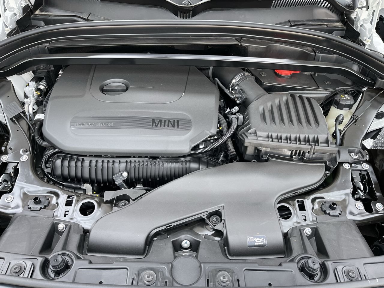 New 2024 Nanuq White MINI Cooper S image 31