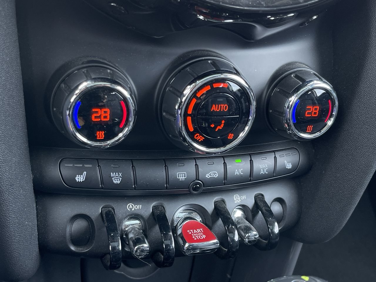 Used 2017 Blue MINI  image 26