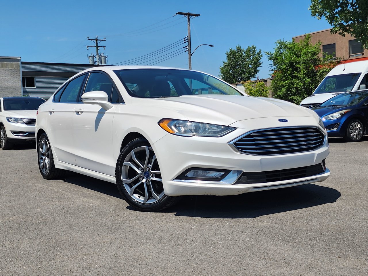  2017 Ford Fusion Sedan Front-Wheel Drive Automatic