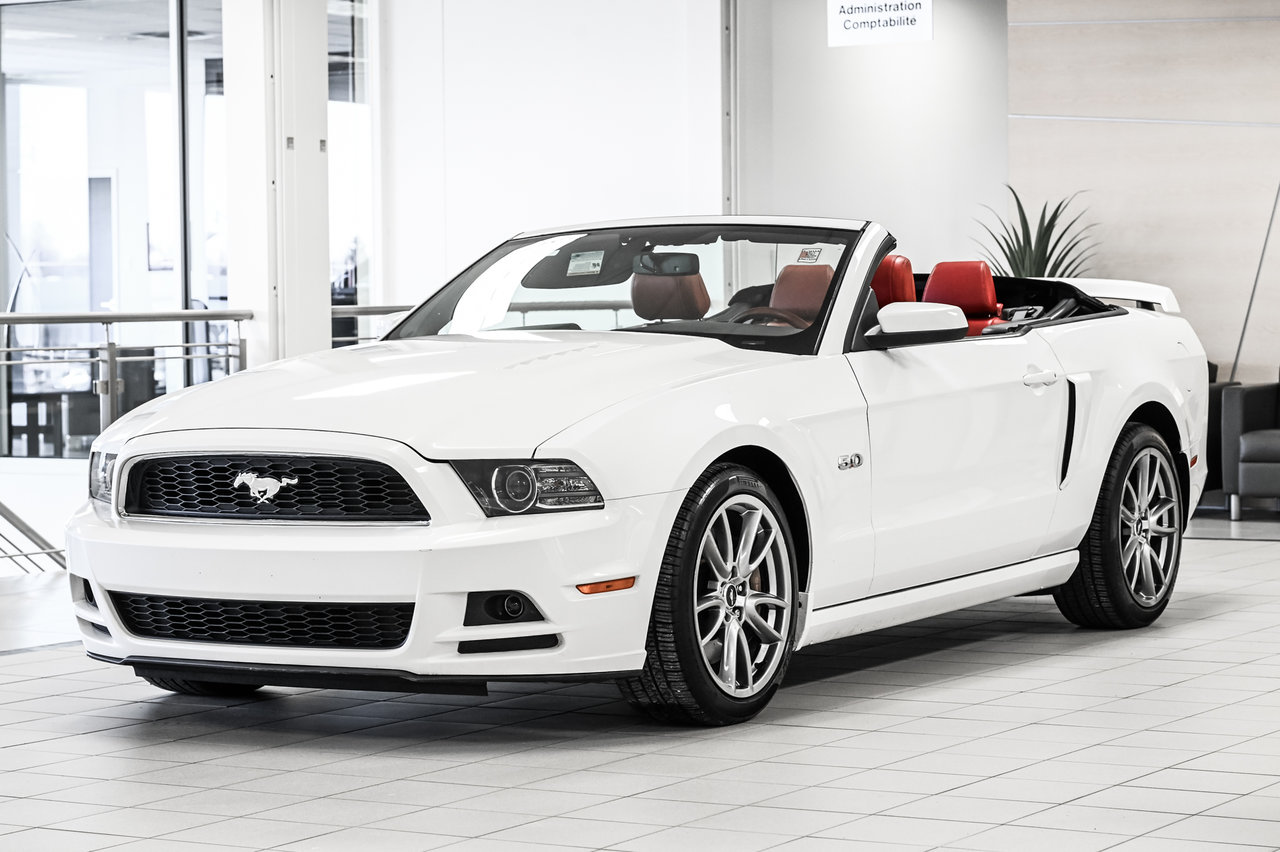 2013 Ford Mustang GT Premium Convertible RWD
