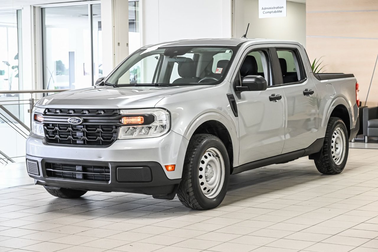 Silver 2022 Ford Maverick XL SuperCrew AWD Pickup Truck All-Wheel Drive Automatic