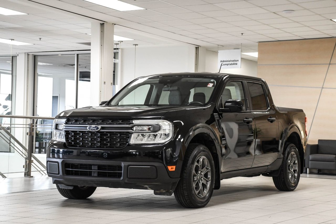 Black 2023 Ford Maverick Pickup Truck Front-Wheel Drive