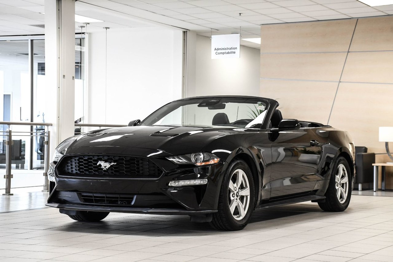 Black 2022 Ford Mustang Convertible Rear-Wheel Drive Automatic