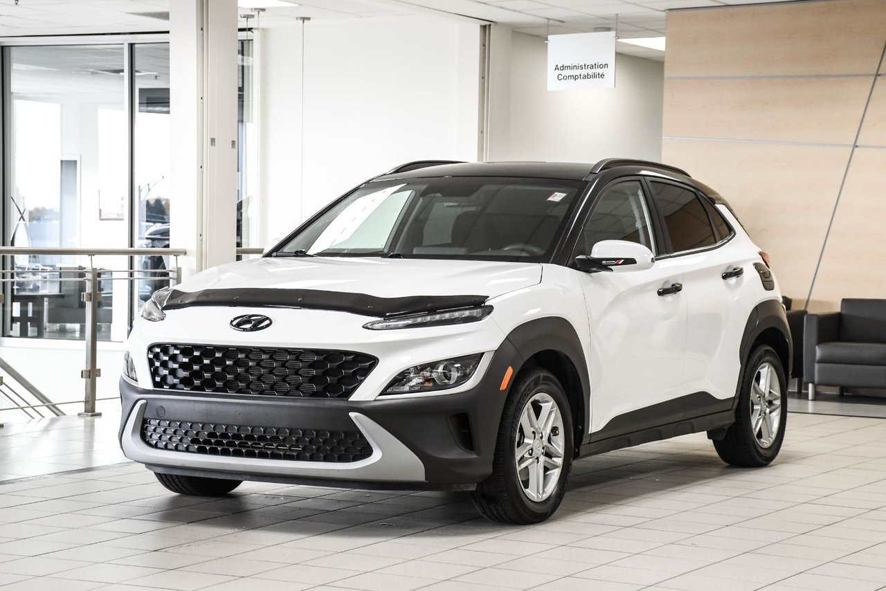 Atlas White 2023 Hyundai Kona SUV / Crossover