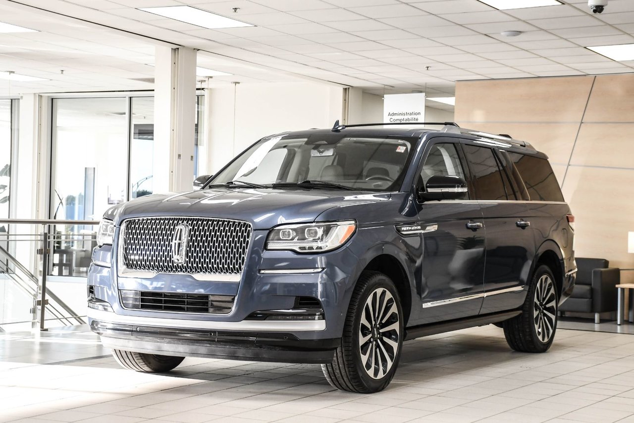 Ocean Drive Blue Metallic Tinted Clearcoat 2022 Lincoln Navigator SUV / Crossover Four-Wheel Drive Automatic