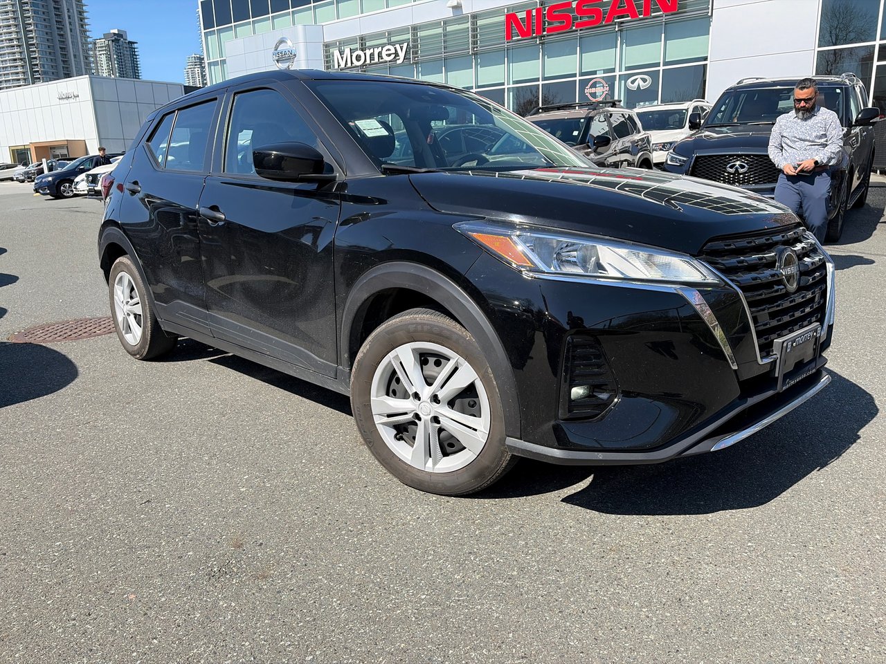 2022 Nissan Kicks S FWD