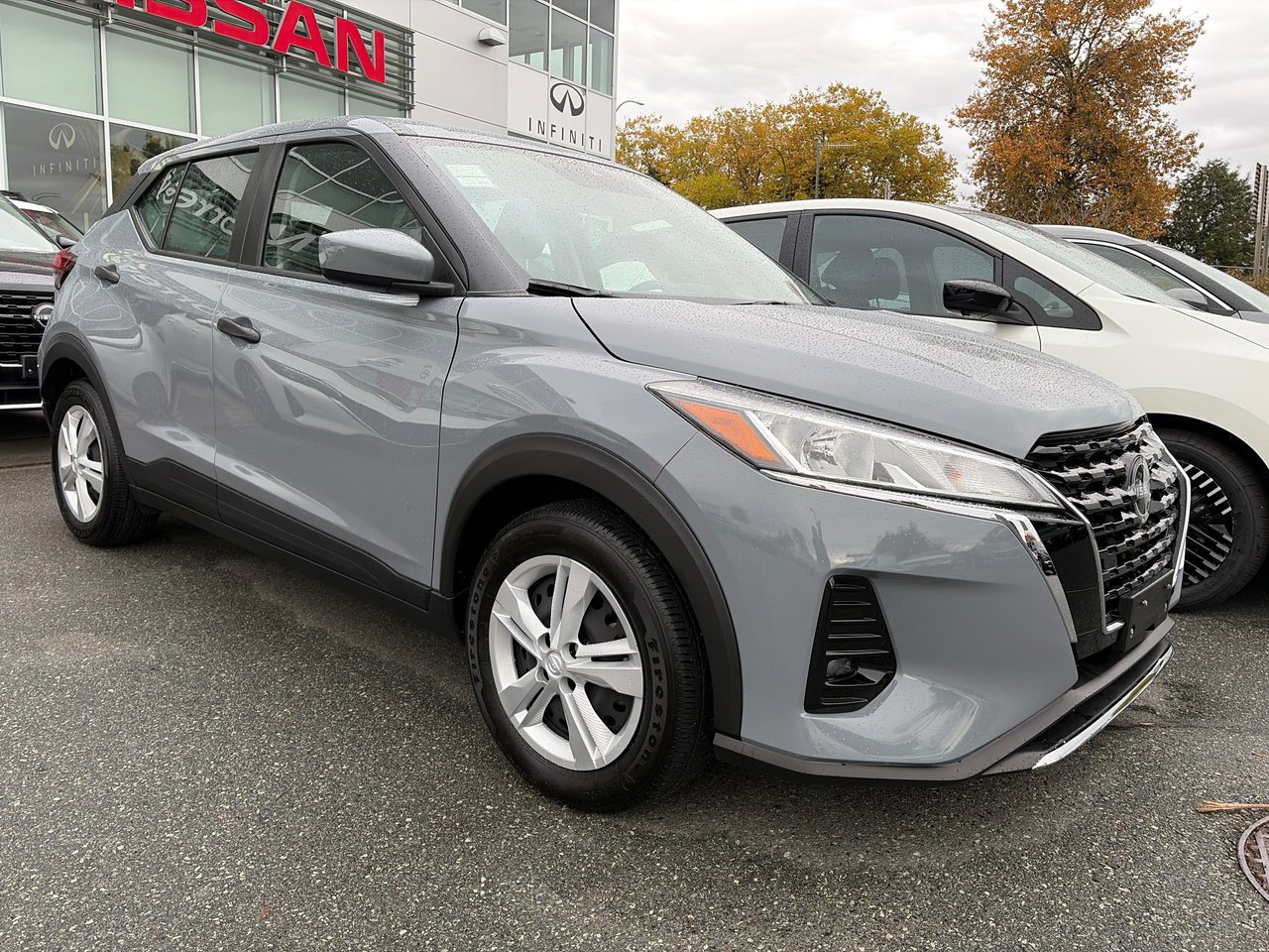 Gray (Boulder Grey Pearl) 2023 Nissan Kicks SUV / Crossover Front-Wheel Drive Continuously Variable Transmission