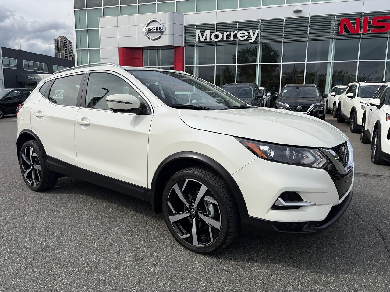 Pearl White Pearl Metallic 2023 Nissan Qashqai SL AWD SUV / Crossover Continuously Variable Transmission