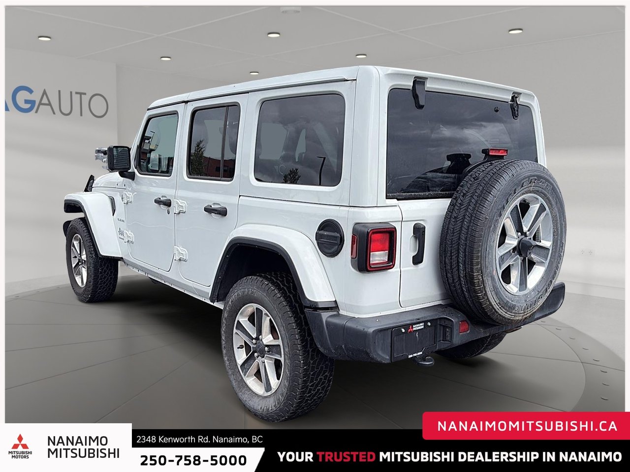 2023 Jeep Wrangler Sahara-4
