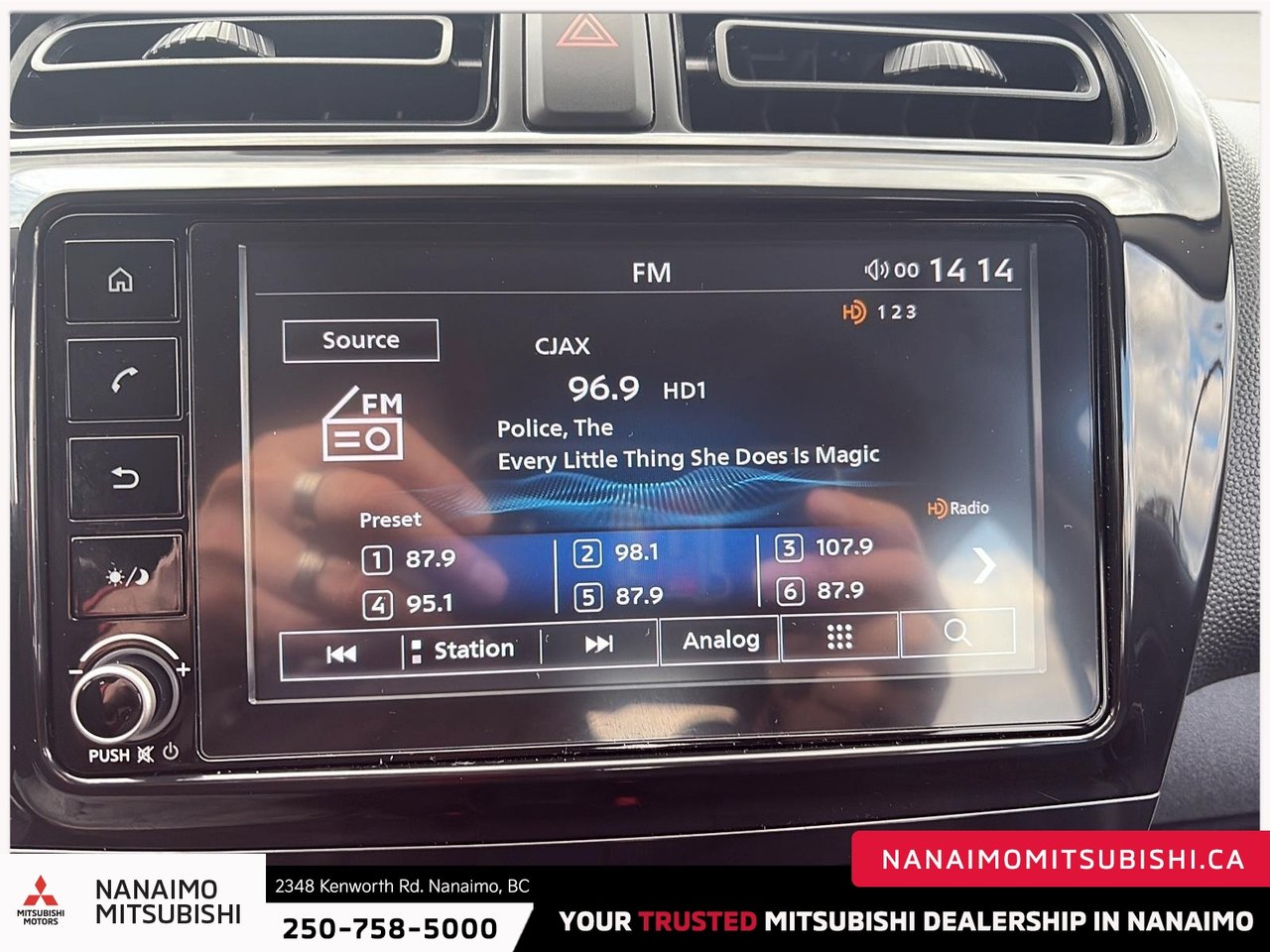 2024 Mitsubishi Mirage ES-18