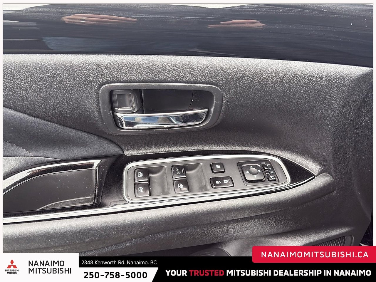 2018 Mitsubishi Outlander PHEV SE-11