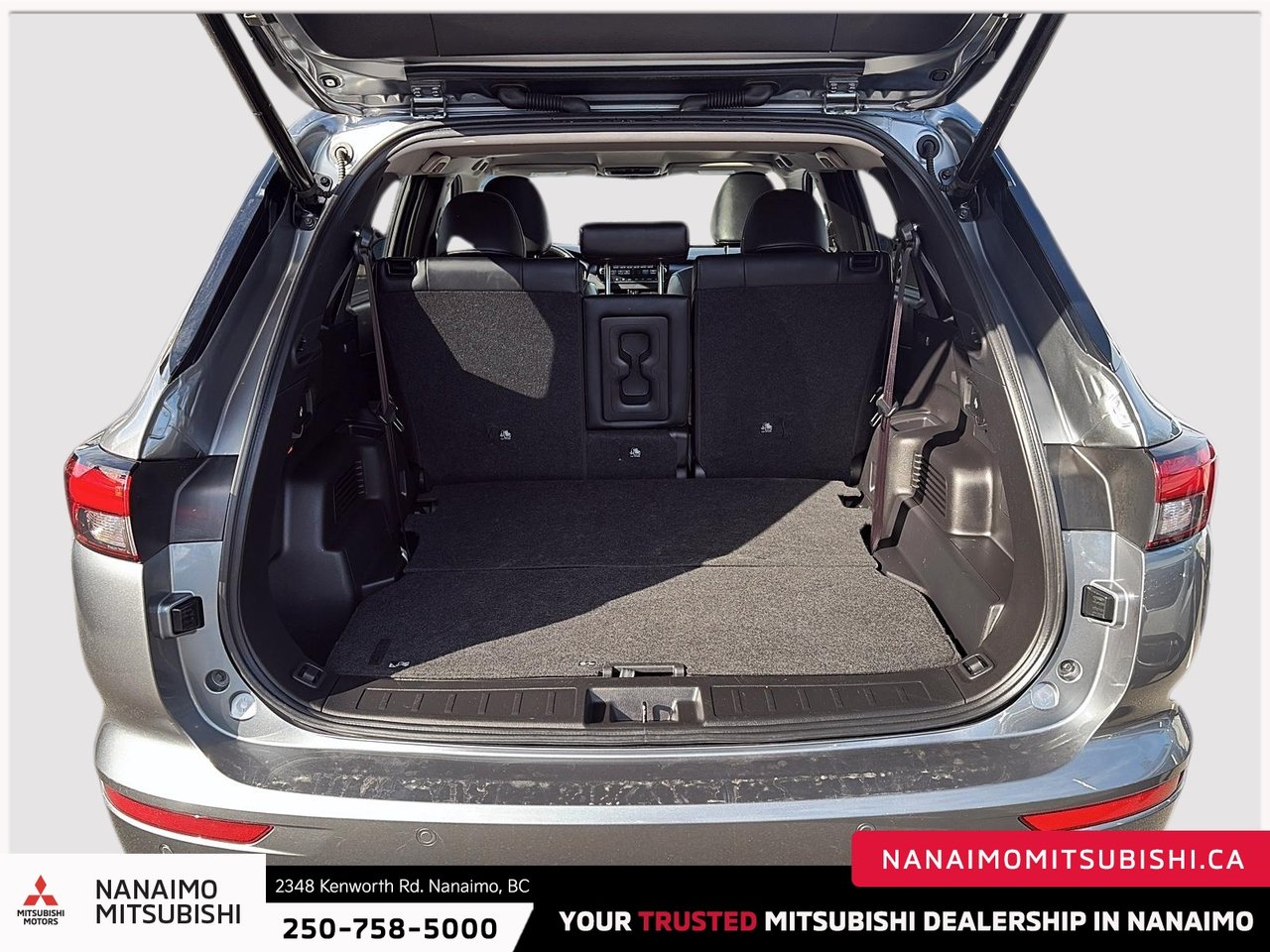 2024 Mitsubishi Outlander PHEV LE-7