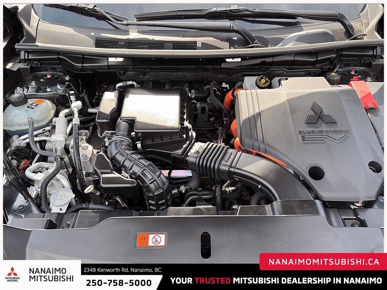 2025 Mitsubishi Outlander PHEV LE-7
