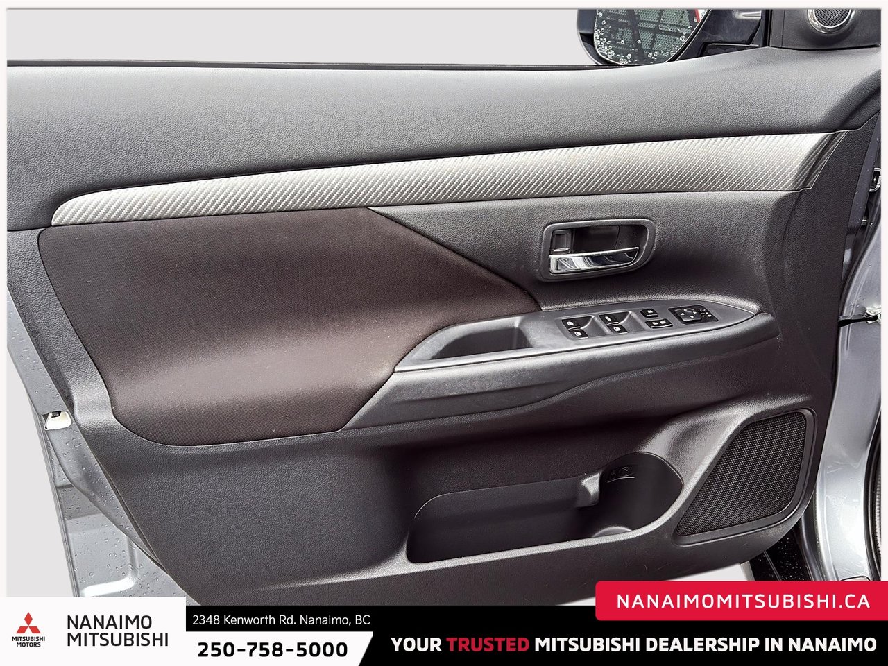 2017 Mitsubishi Outlander ES-10