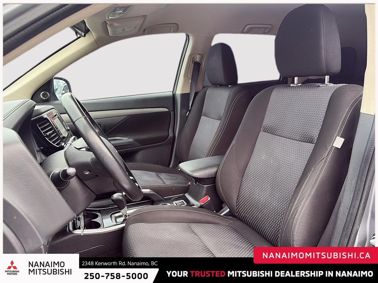 2017 Mitsubishi Outlander ES-8