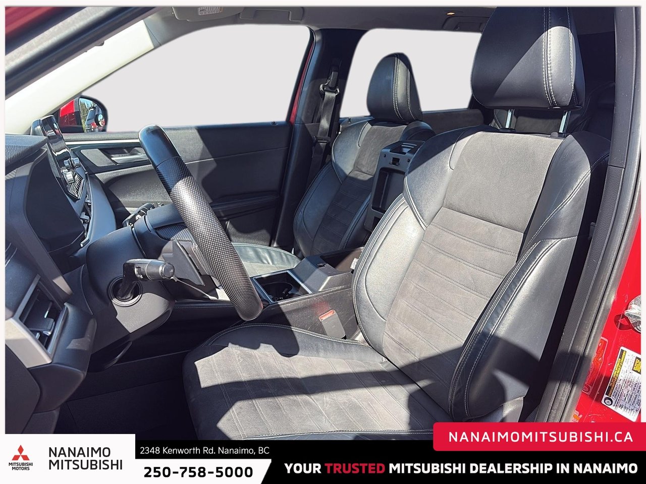 2022 Mitsubishi Outlander LE-8