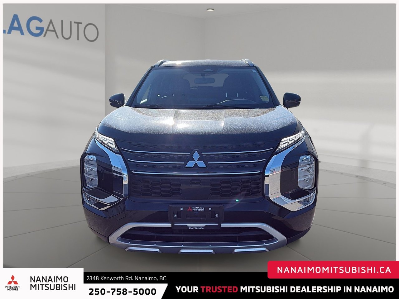 2023 Mitsubishi Outlander LE-2