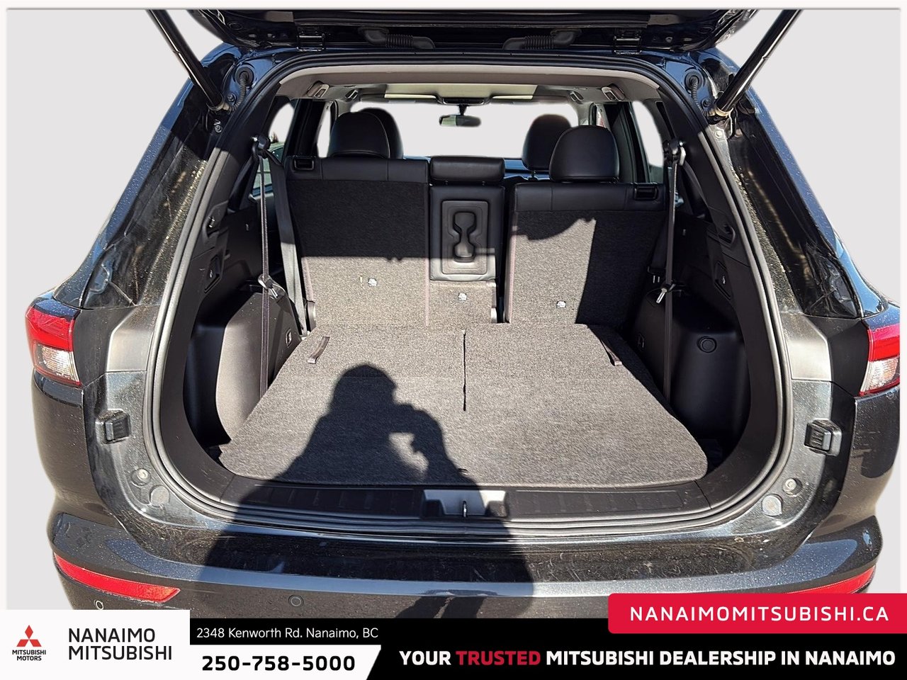2023 Mitsubishi Outlander LE-7