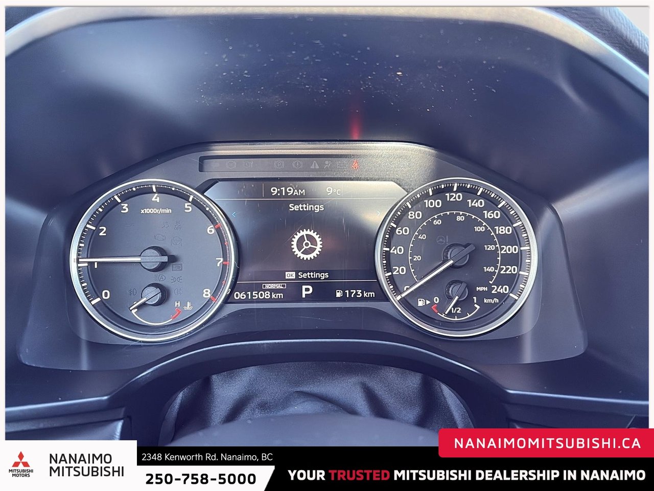 2023 Mitsubishi Outlander LE-15