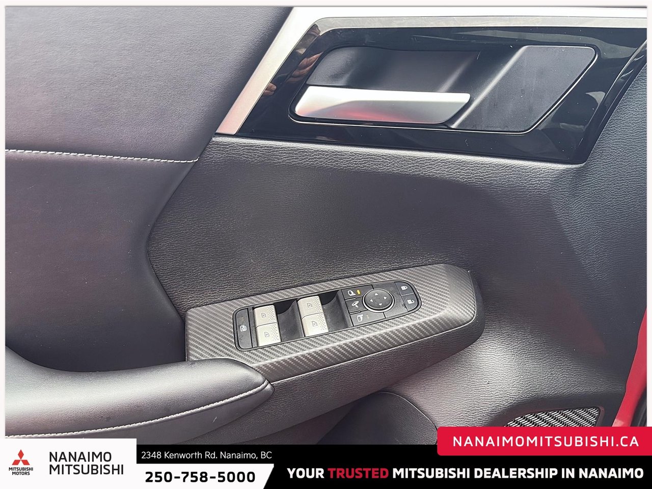 2024 Mitsubishi Outlander LE-11