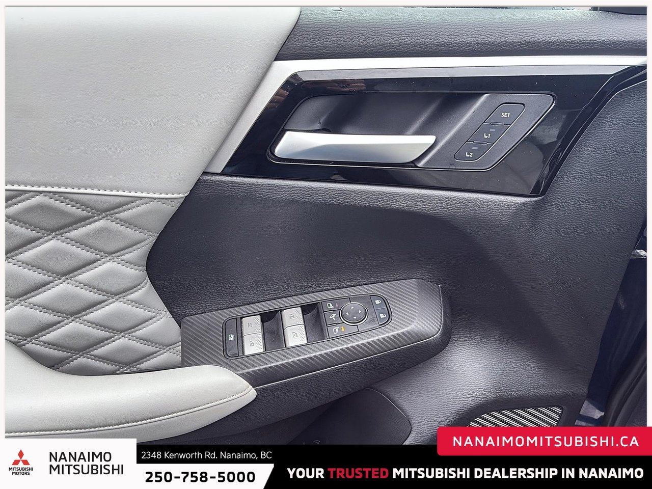 2024 Mitsubishi Outlander SEL-12