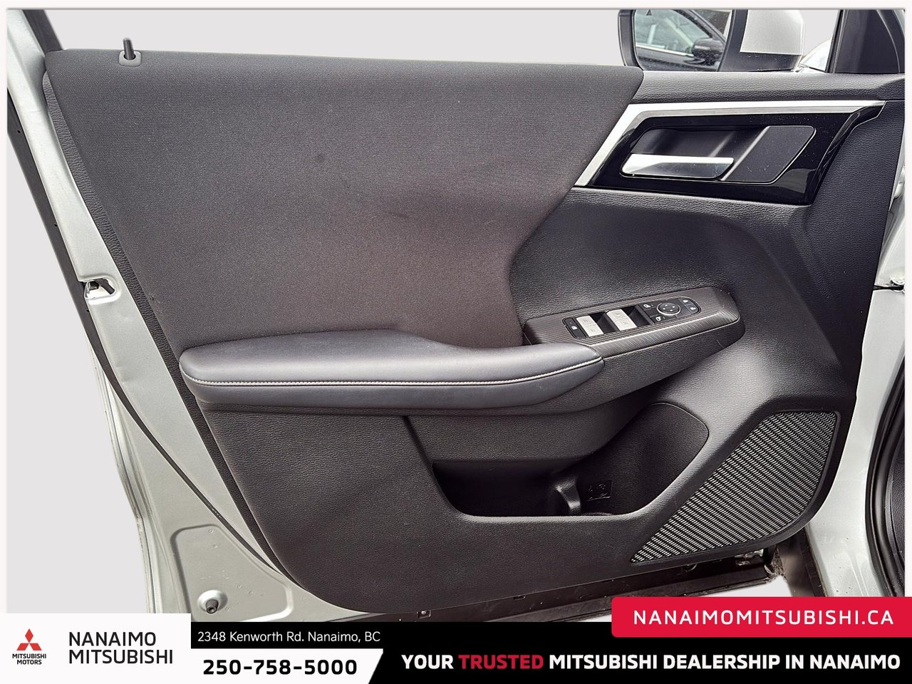 2024 Mitsubishi Outlander ES-10