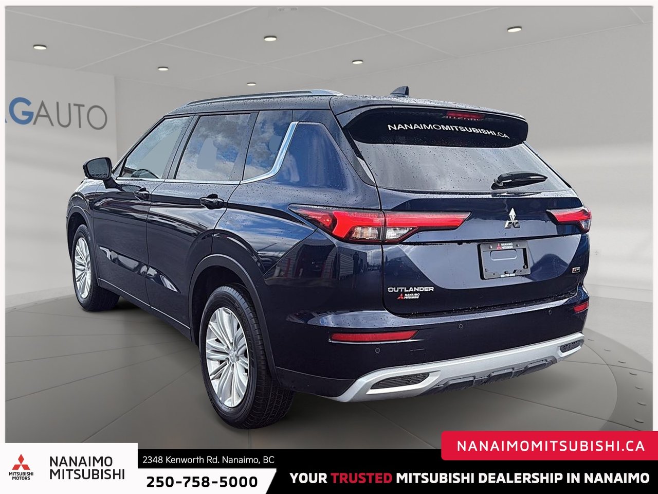 2024 Mitsubishi Outlander SE-4